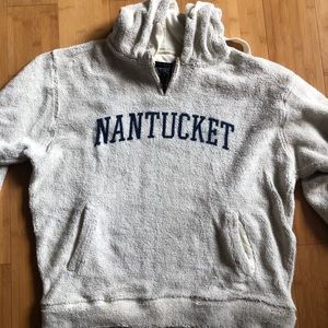 White/Cream Nantucket fleece pullover!